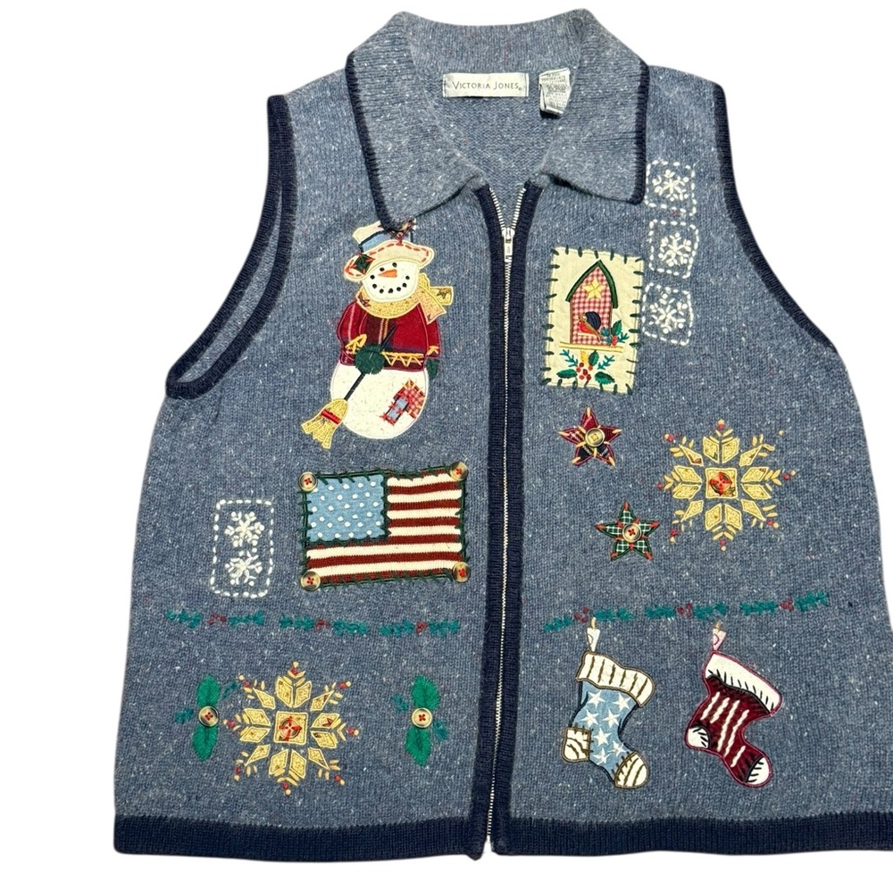 Victoria Jones Women’s Large Christmas Blue Knit Zip Vest with Holiday Motifs